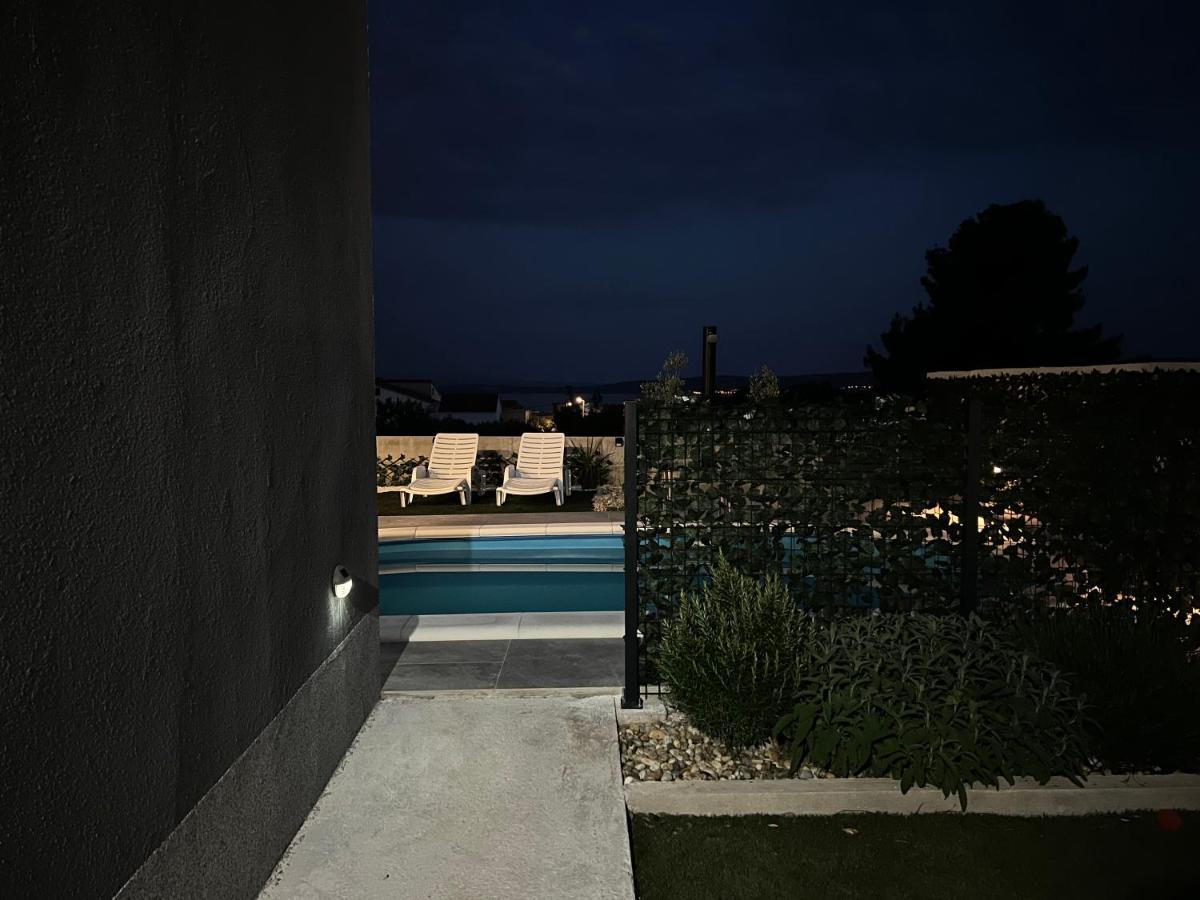 Villa Marta 3 Bedrooms, 2 Baths And Pool Kaštel Štafilić Exteriér fotografie